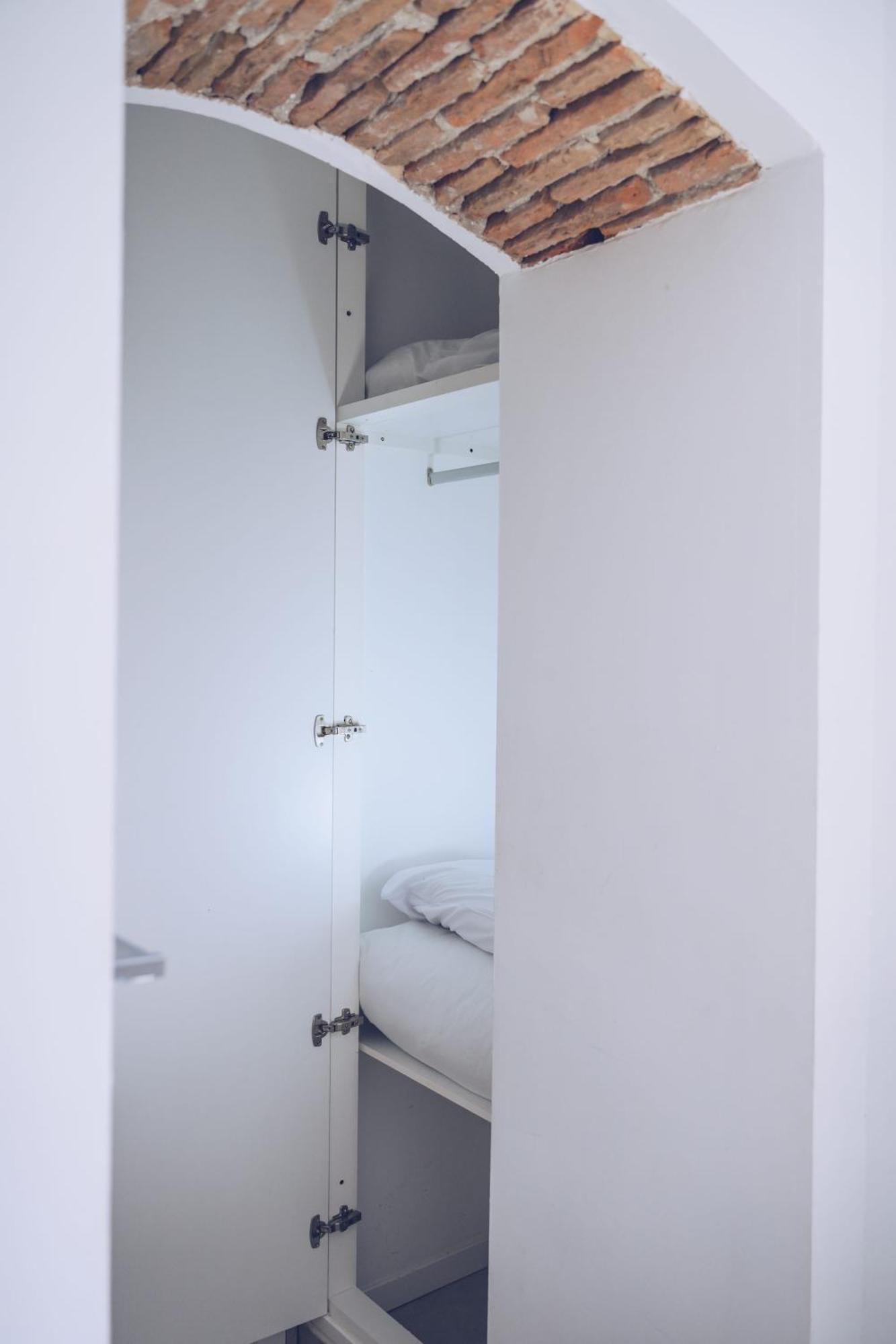 Appartamento 2Br In The Zoko Contemporary And Convenient Gibilterra Esterno foto